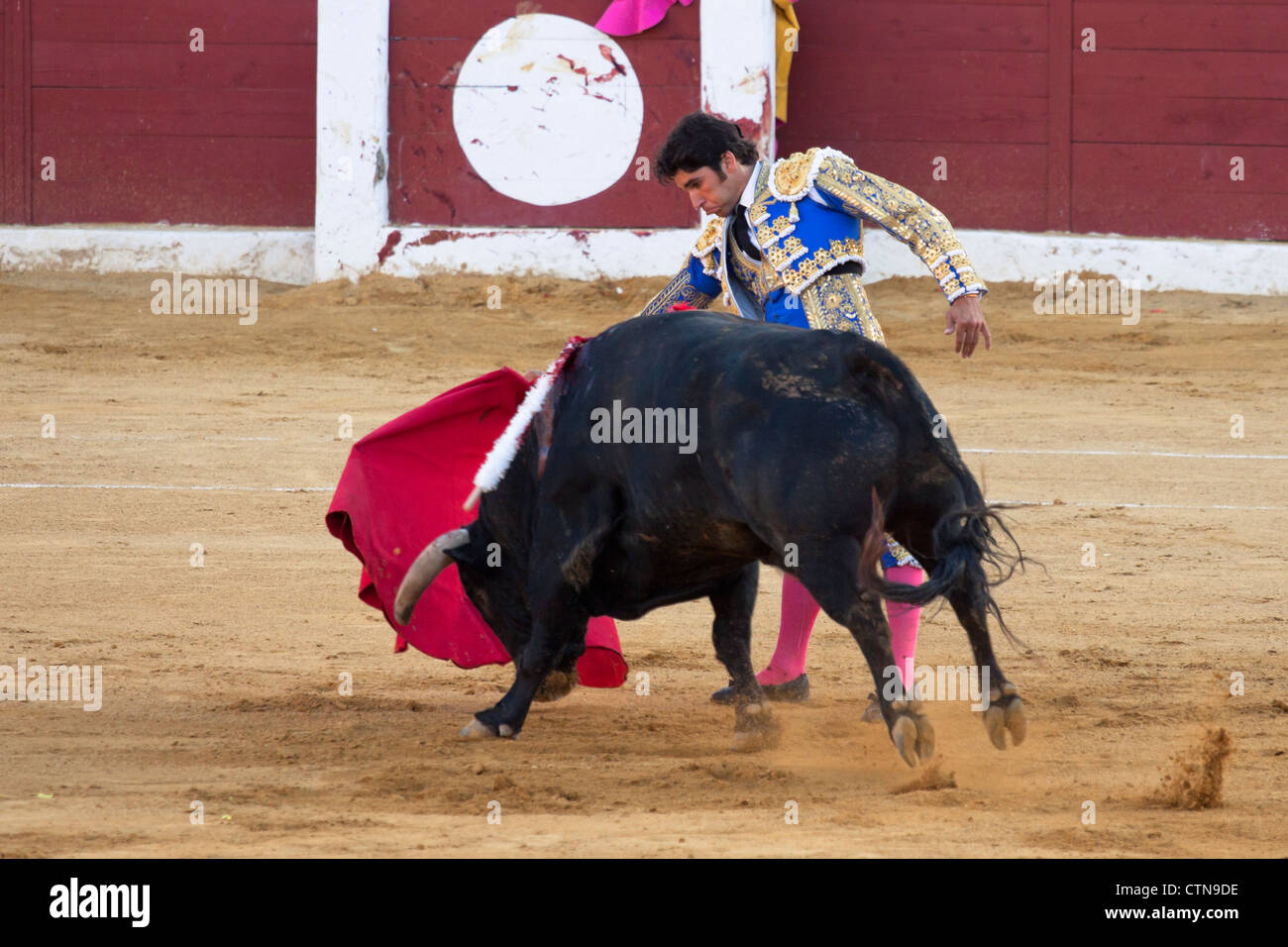 Torero espagnol Cayetano Rivera Ordonez. 21 juillet 2012, la Linea de la Concepcion, Espagne. Banque D'Images