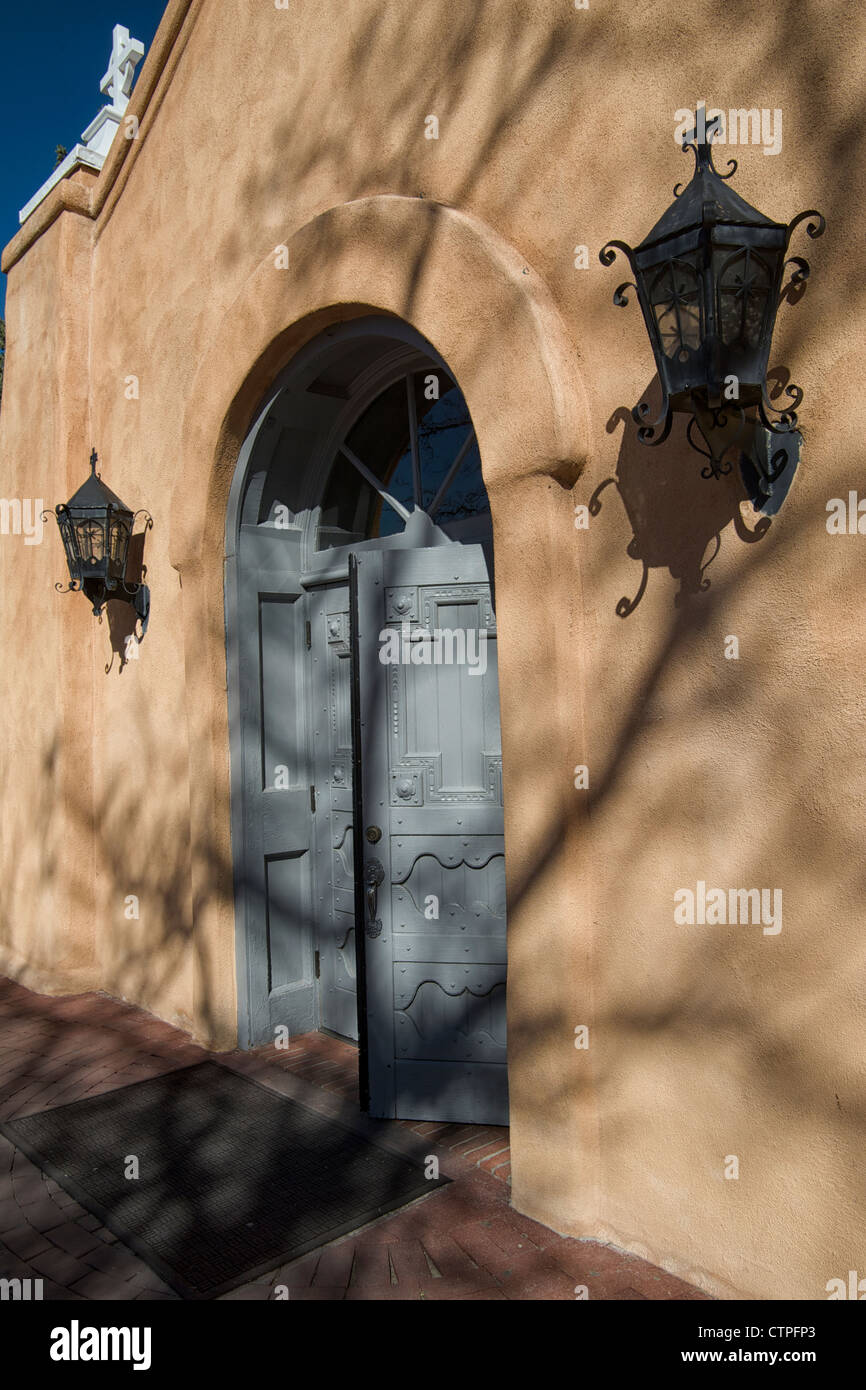 Église de la mission catholique historique à Albuquerque, Nouveau Mexique Banque D'Images