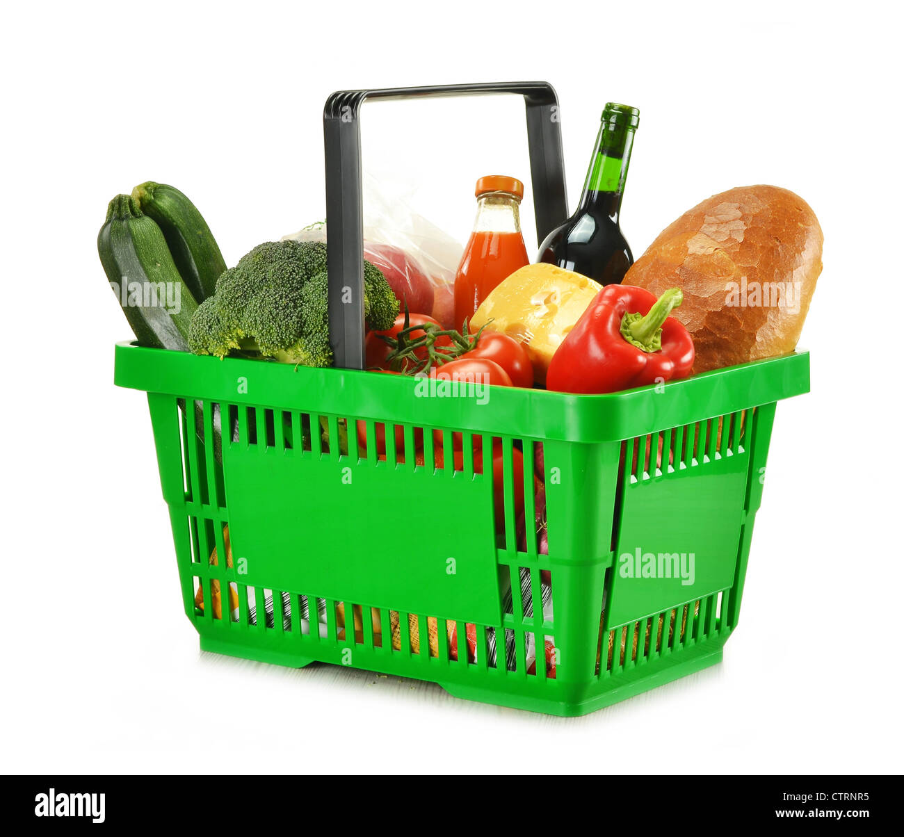 Dans le panier d'épicerie isolated on white Banque D'Images