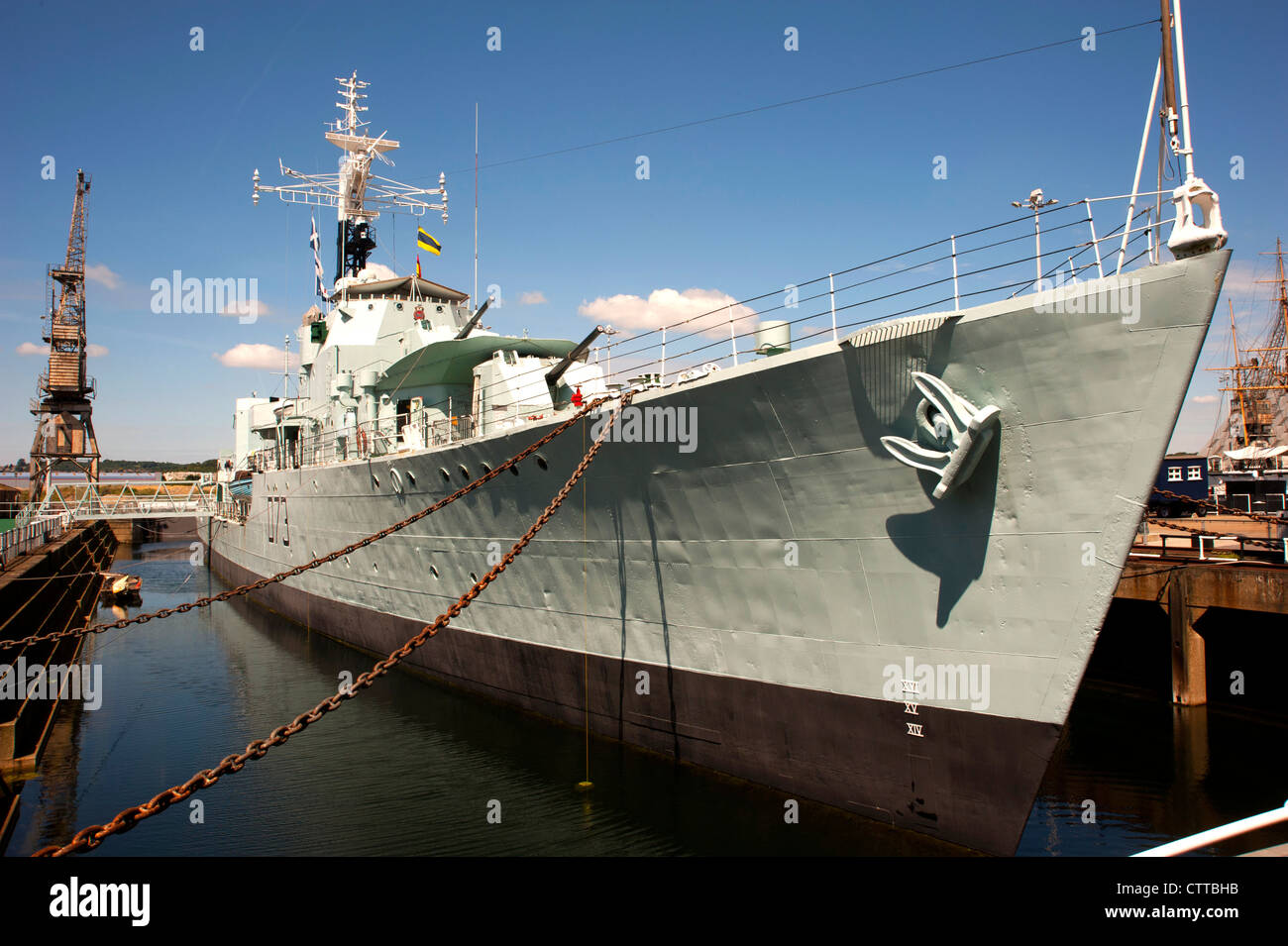 Chatham, Kent. Juillet 2012. Le HMS Cavalier. Le dernier destroyer britannique WW11, sur l'écran qu'un musée à Cran-gevrier. Banque D'Images