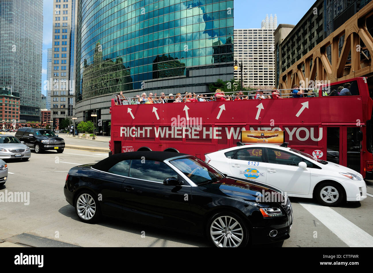 Wacker Drive dans le centre-ville de Chicago, Illinois, USA. Banque D'Images