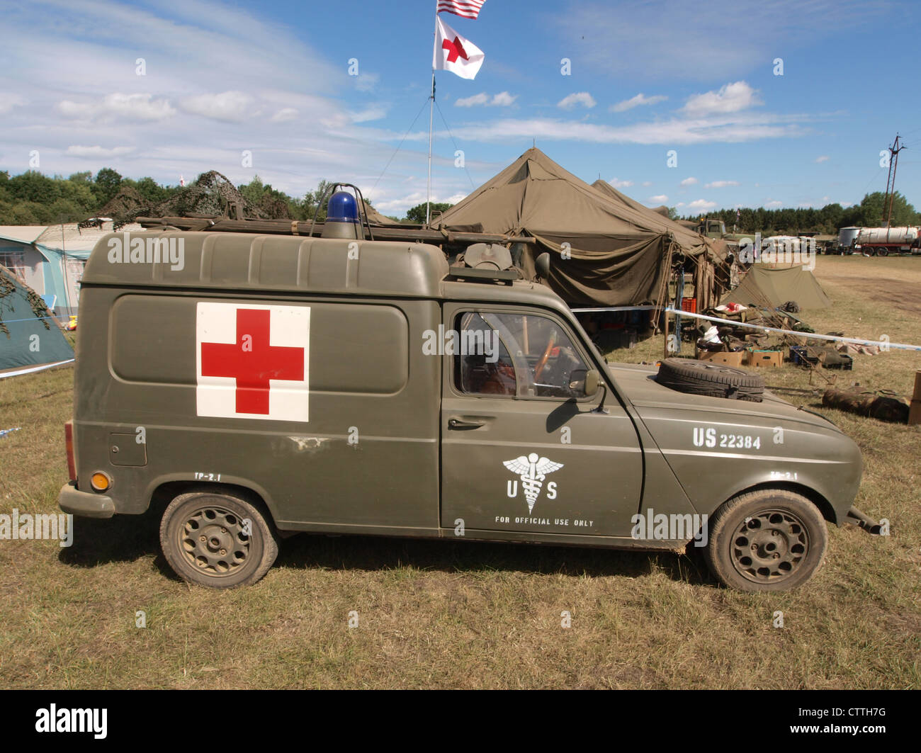 RENAULT 1000 KG Ambulance Militaire Eligor EUR 9,50 - FR