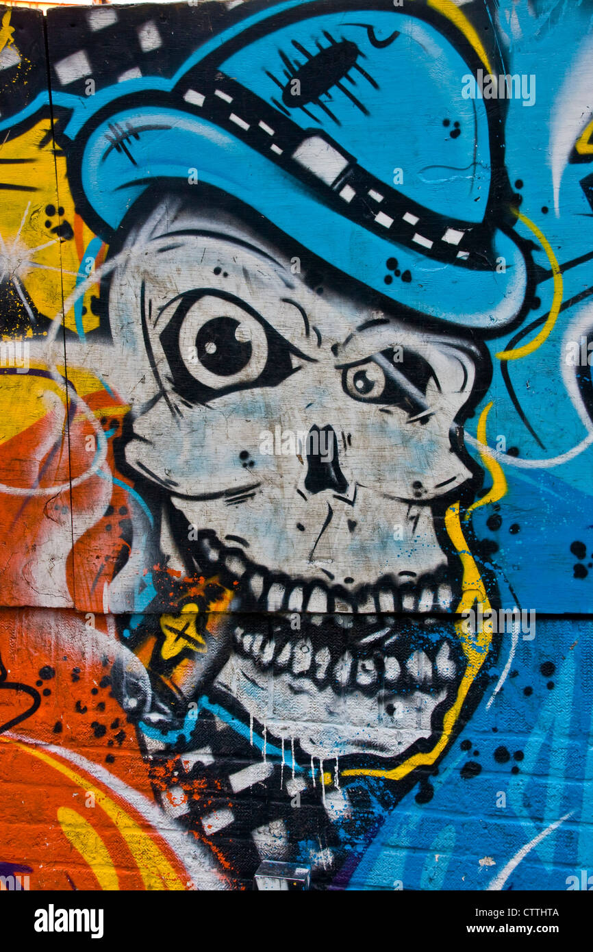 Street art graffiti urbain sur le mur est de Londres Angleterre Europe Banque D'Images