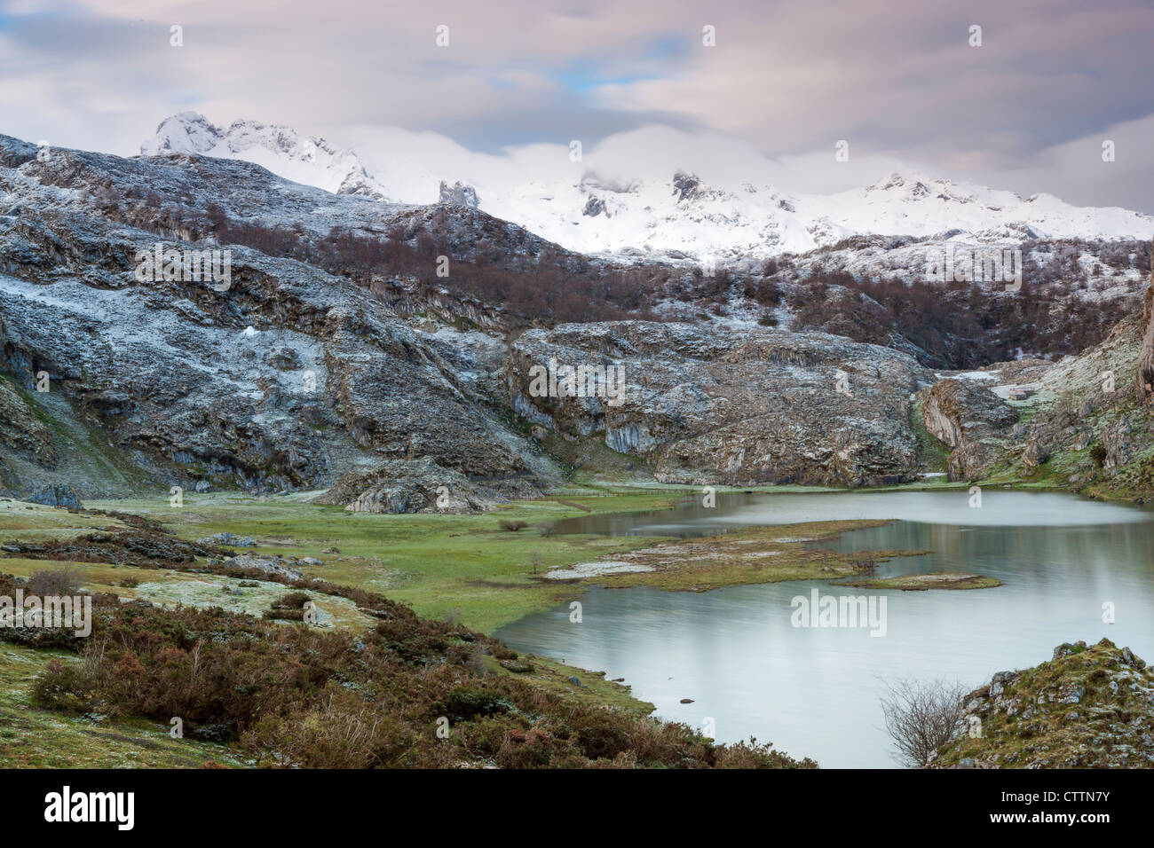 Lac Ercina, Covadonga, parc national des Picos de Europa, Asturias, Espagne Banque D'Images