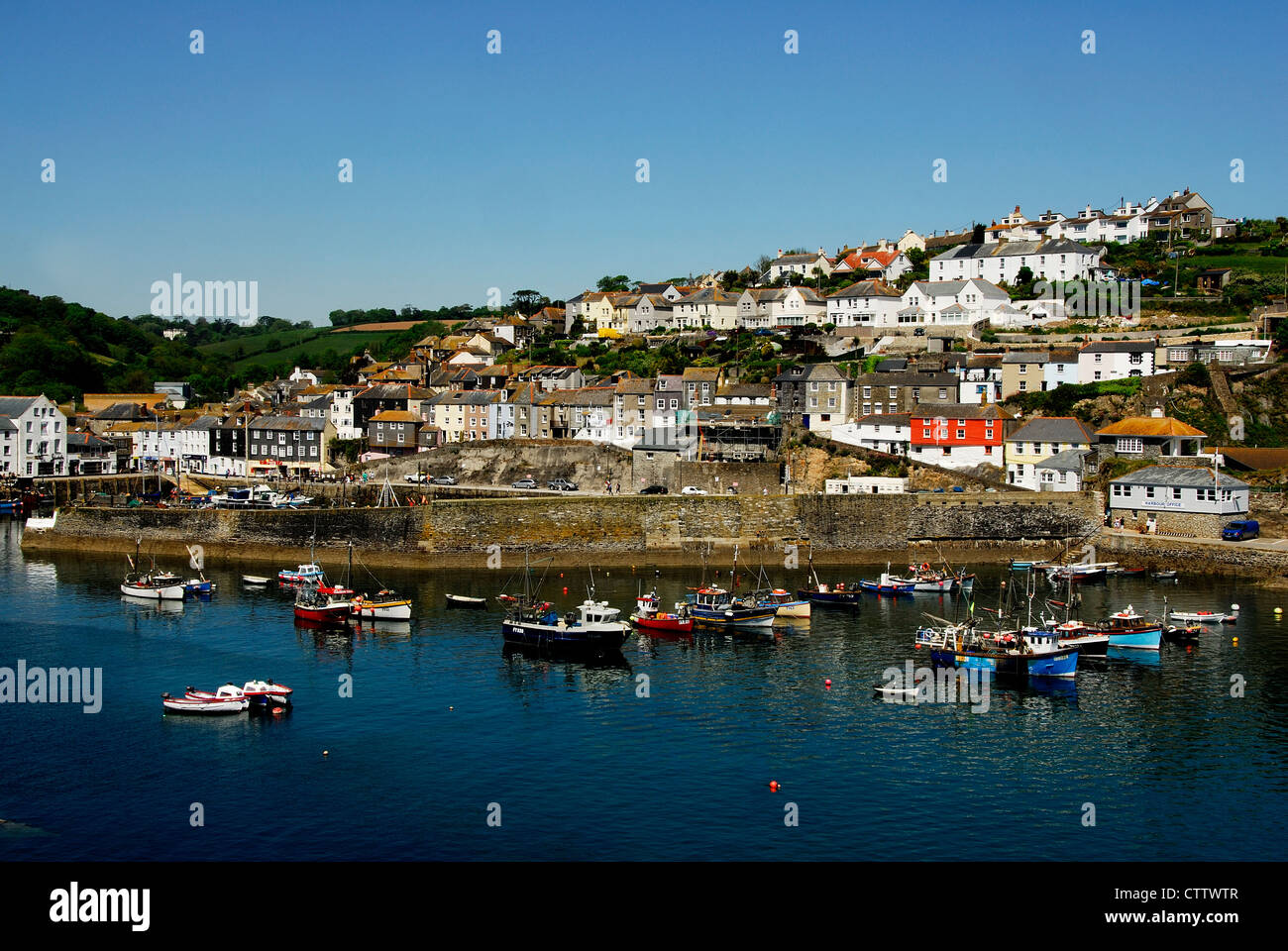 Une vue sur le port de Mevagissey Cornwall UK Banque D'Images