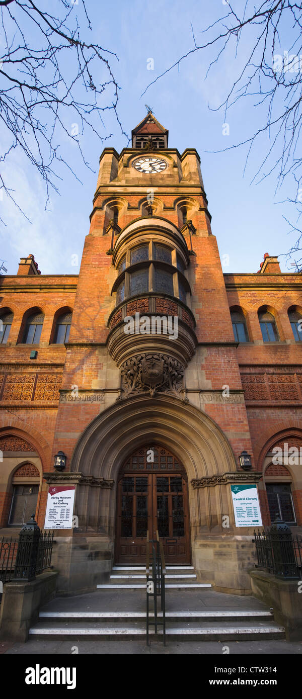 La façade de la bibliothèque centrale de Derby et galerie. Banque D'Images