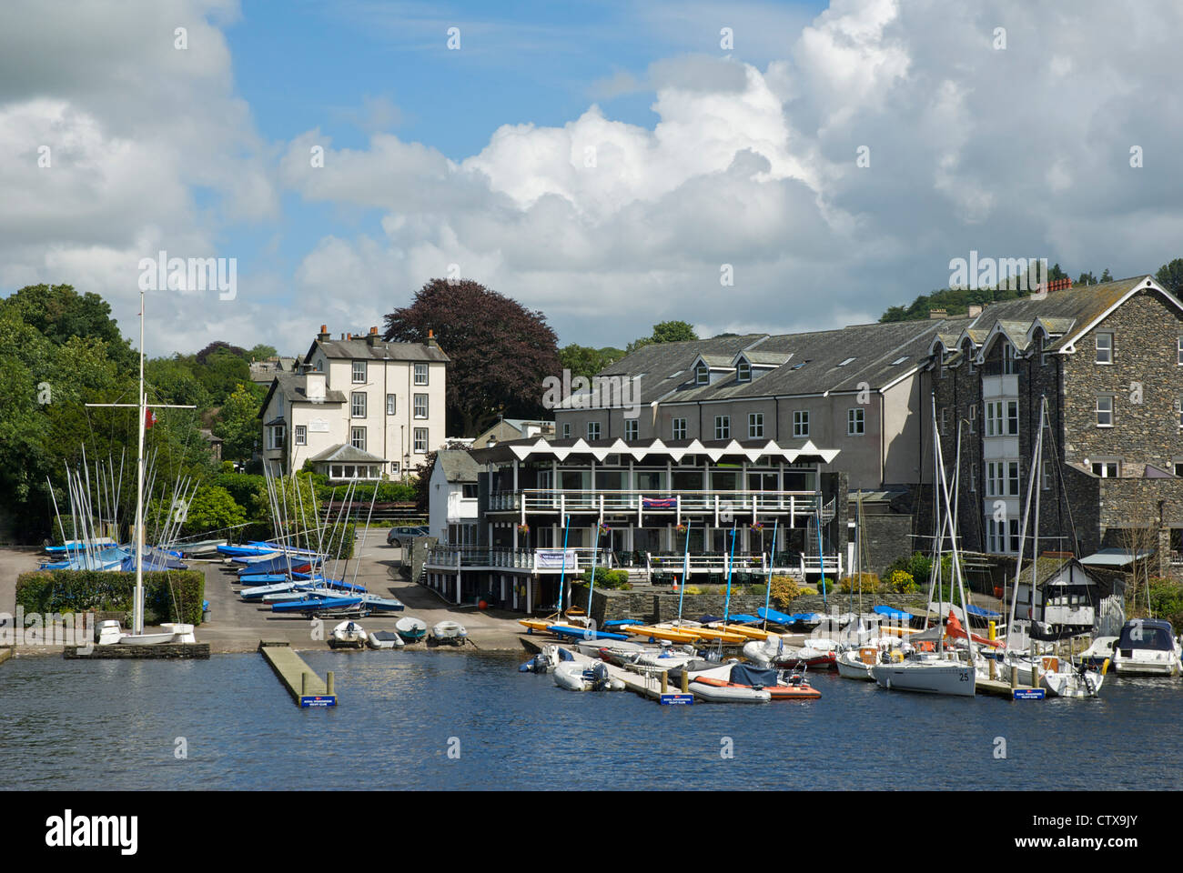 Club royal de yacht de windermere Banque de photographies et d’images à