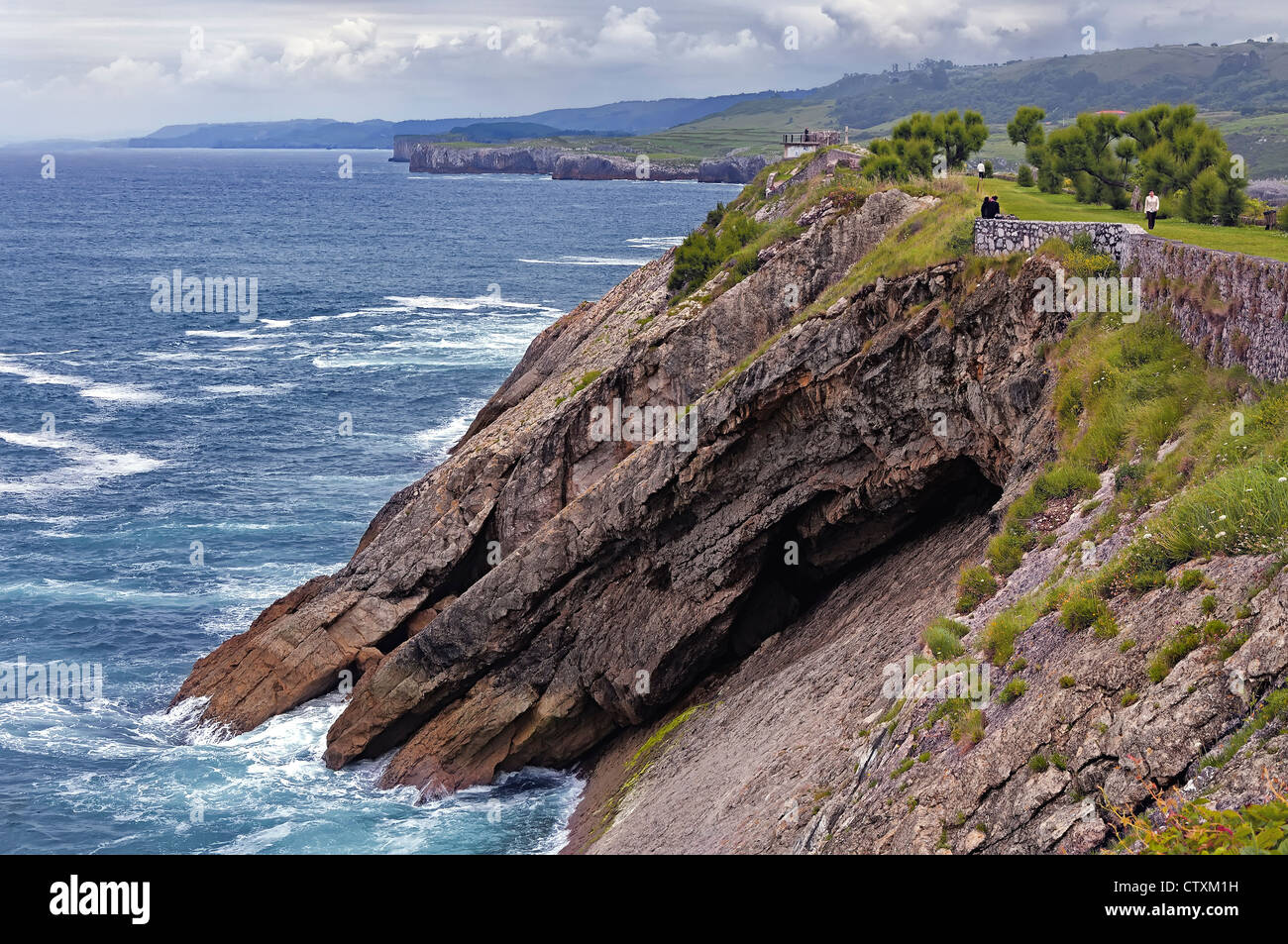 Point de vue de San Pedro à pied à proximité du centre ville de la ville de Llanes, dans la Principauté des Asturies, Espagne, Europe Banque D'Images