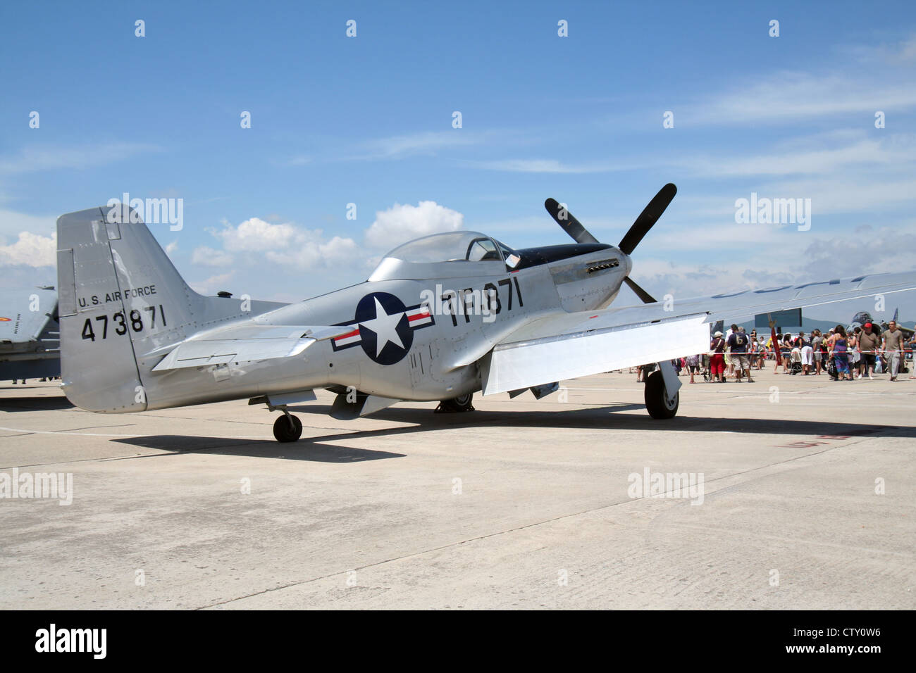 Us air force p-51d mustang à l'hyeres air show, france Banque D'Images