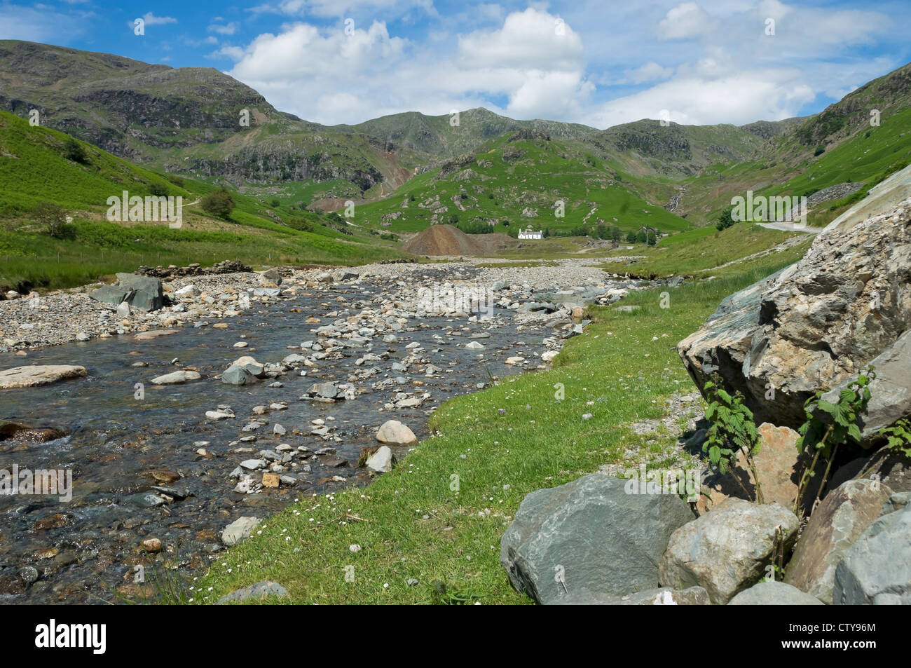Vallée de Coppermines en été près de Coniston Cumbria Lake District National Park Angleterre Royaume-Uni GB Grande-Bretagne Banque D'Images