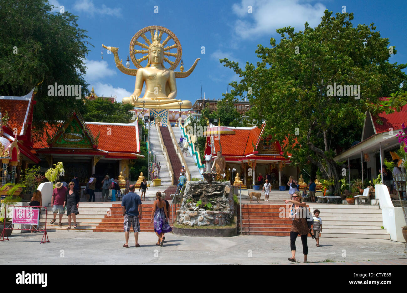 Le temple du Grand Bouddha et landmark est situé sur la côte nord-est de l'île de Ko Samui, Thaïlande. Banque D'Images
