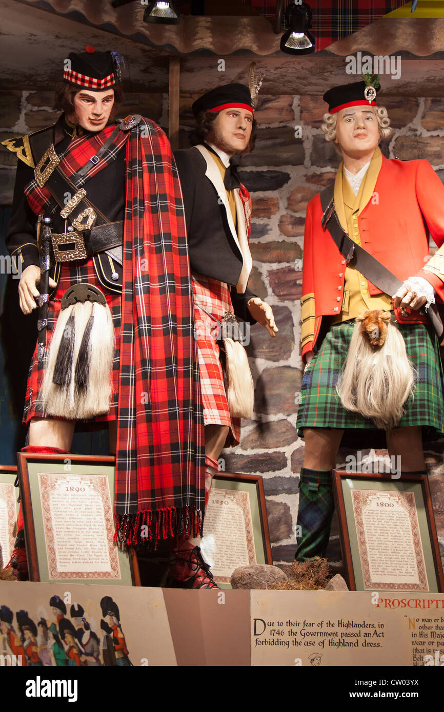 Les kilts sur des mannequins en kilt Shop .Royal Mile Edinburgh
