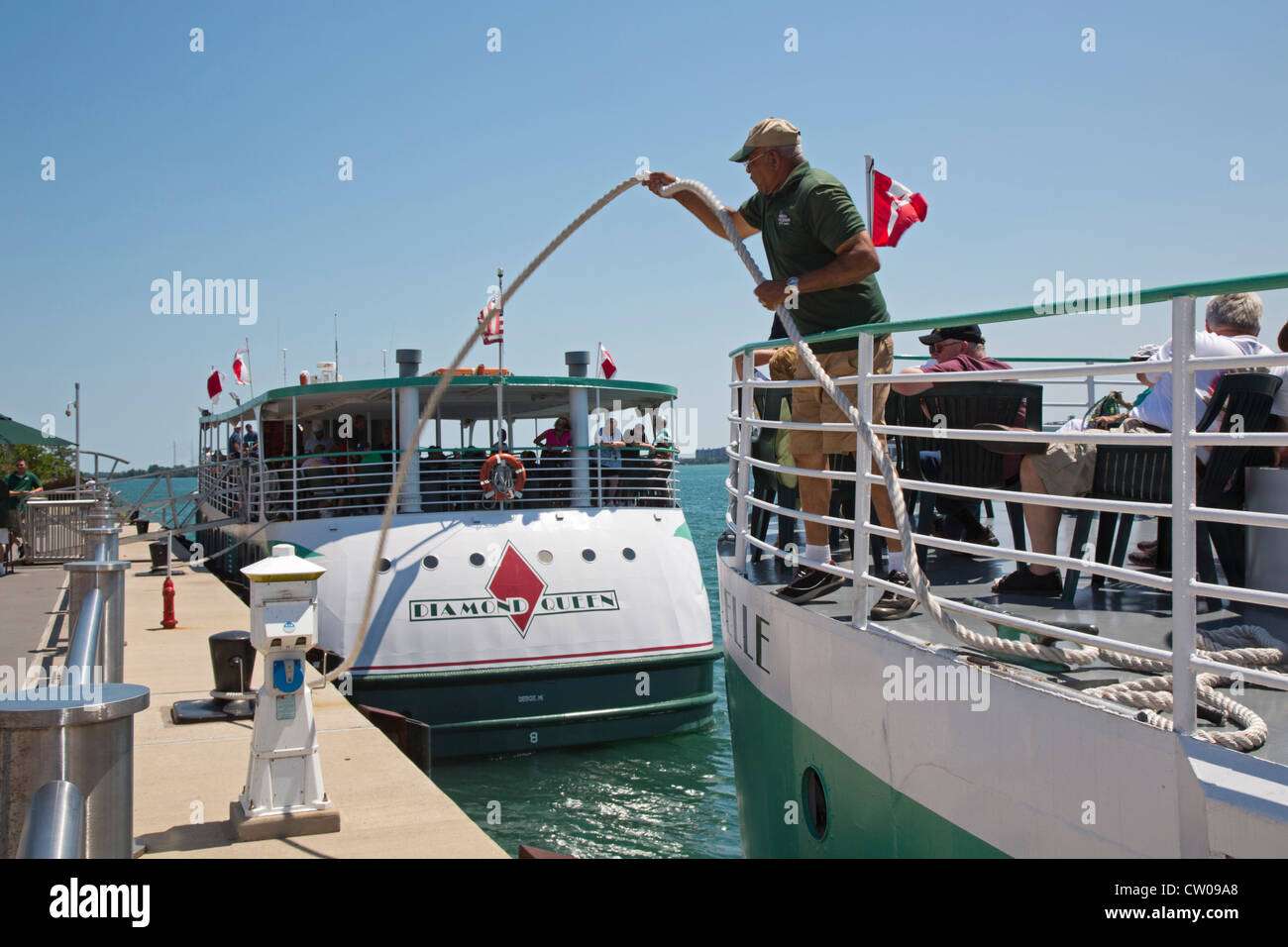 Bateau de croisière sur la rivière Détroit Banque D'Images