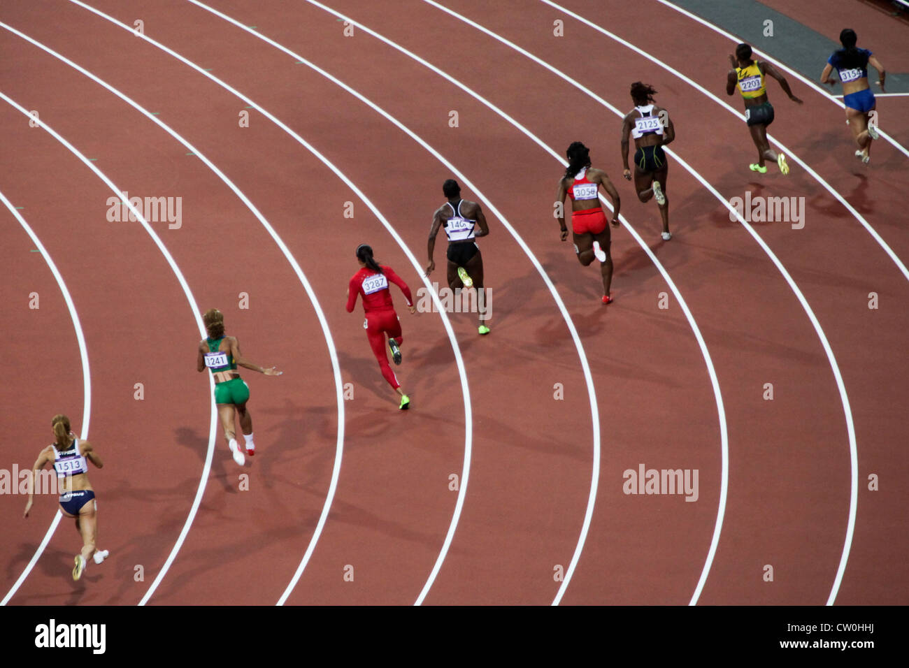 Vue générale DE LA PISTE D'ATHLÉTISME AUX JEUX OLYMPIQUES DE LONDRES 2012 DANS LE STADE. Banque D'Images