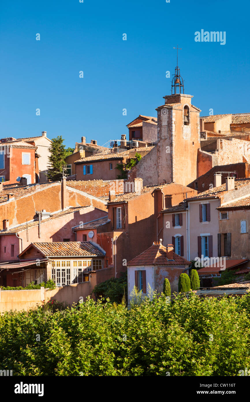 Vue rapprochée de Roussillon dans le Luberon, Provence France Banque D'Images