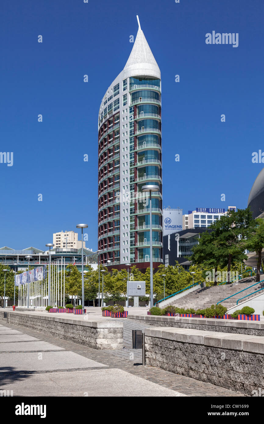 São Rafael Tower dans le Parque das Nações (Parc des Nations), Lisbonne, Portugal. Banque D'Images