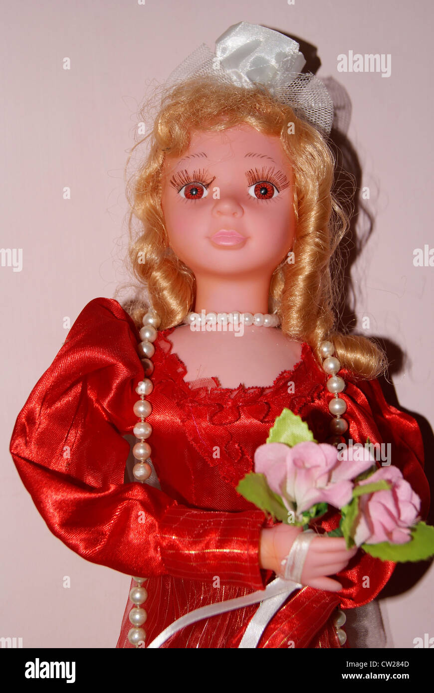 Barbie - rare barbie noire d'Angleterre et quatre princesses