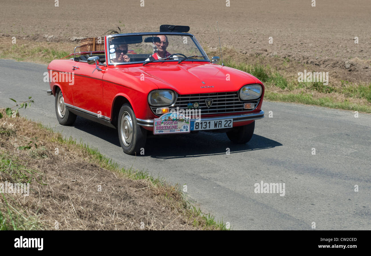 Peugeot 204 Banque D Image Et Photos Alamy