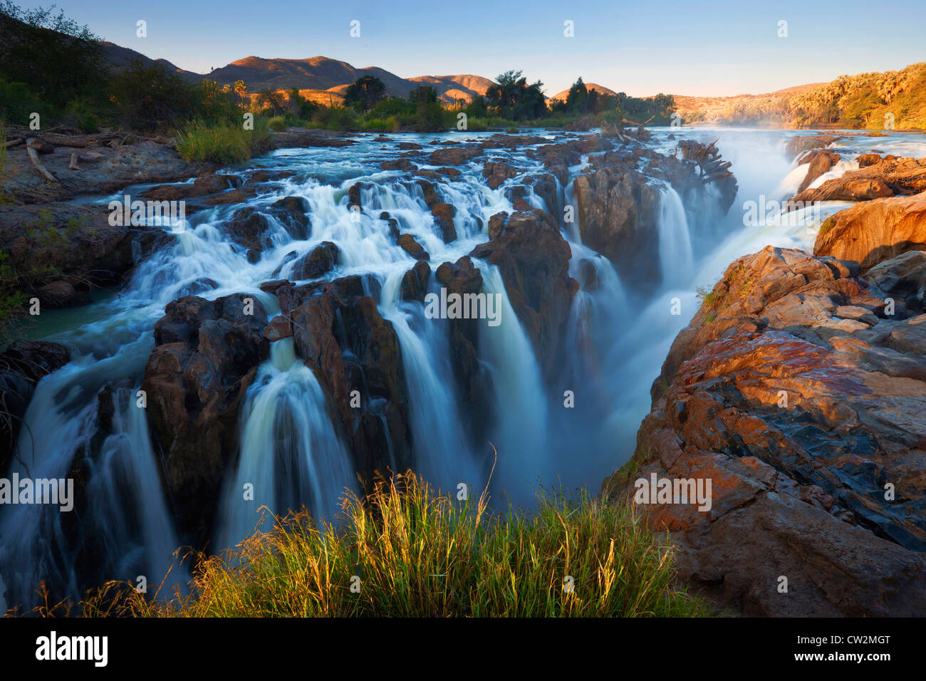 Epupa Falls sur la rivière Kunene.La Namibie Banque D'Images