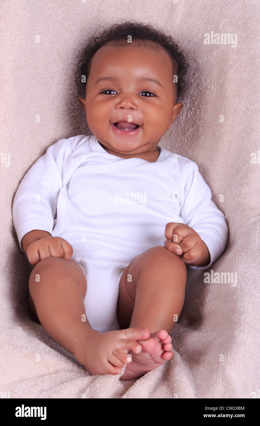 African American Baby Black Metisse Au Nouveau Ne Photo Stock Alamy