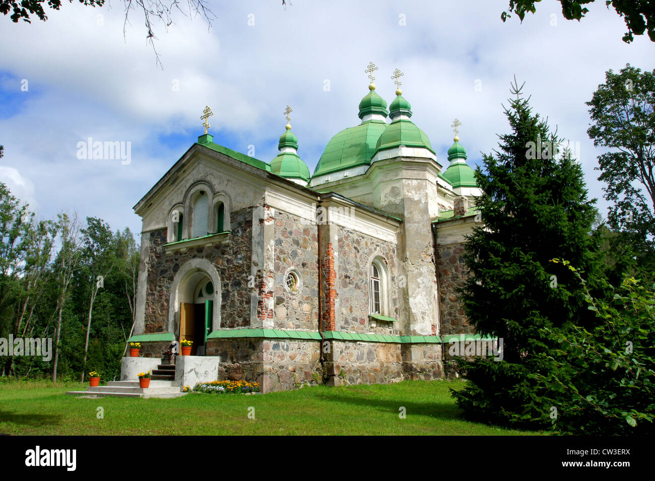 Ancienne église d'exploitation dans l'ouest de l'Estonie Banque D'Images