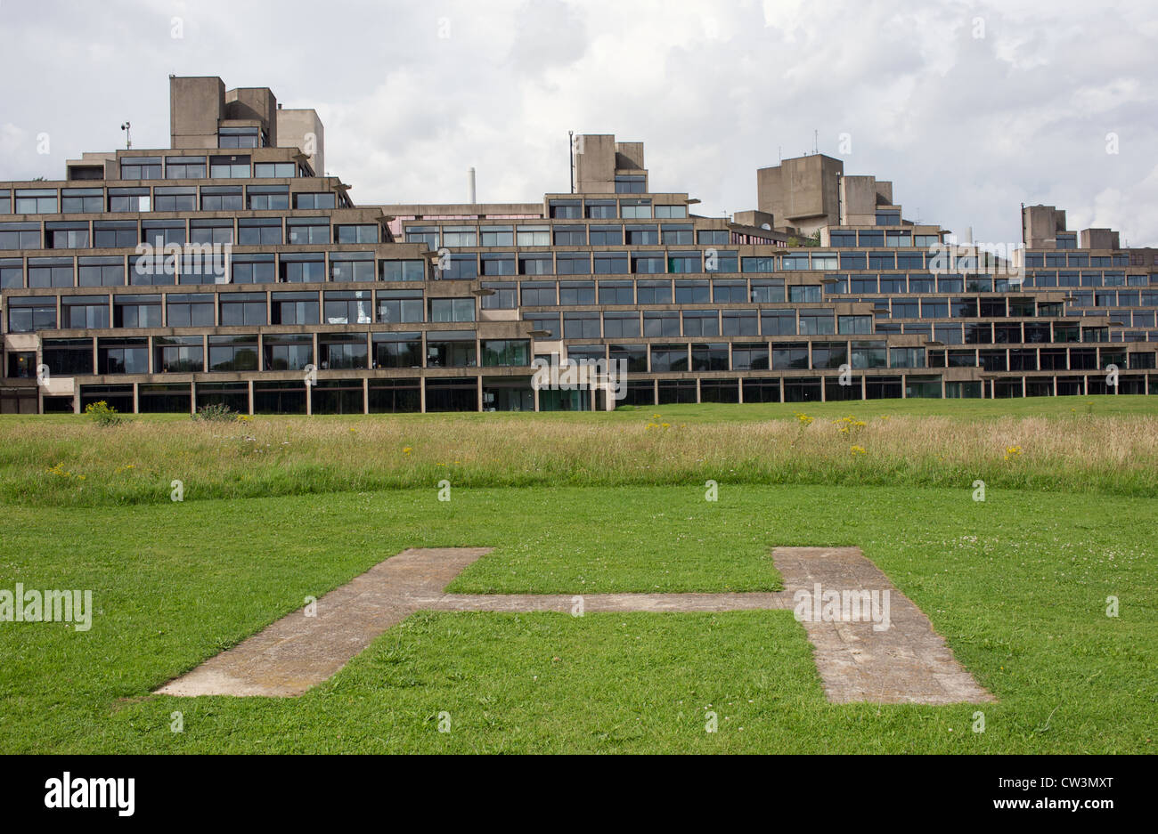 Logements étudiants savent comme bâtiments Ziggurats, Université d'East Anglia, Norwich, Norfolk, Royaume-Uni. Banque D'Images