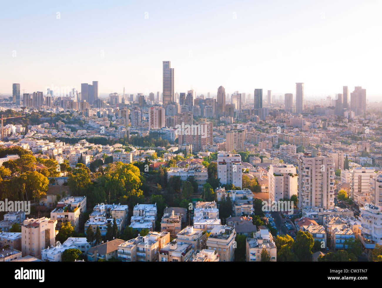 Tel Aviv et Ramat Gan Skyline at sunset Banque D'Images