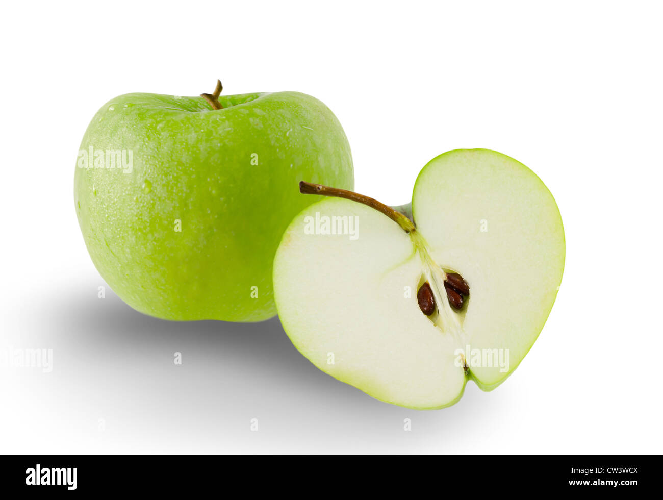 Pomme verte fraîche et demi . Banque D'Images