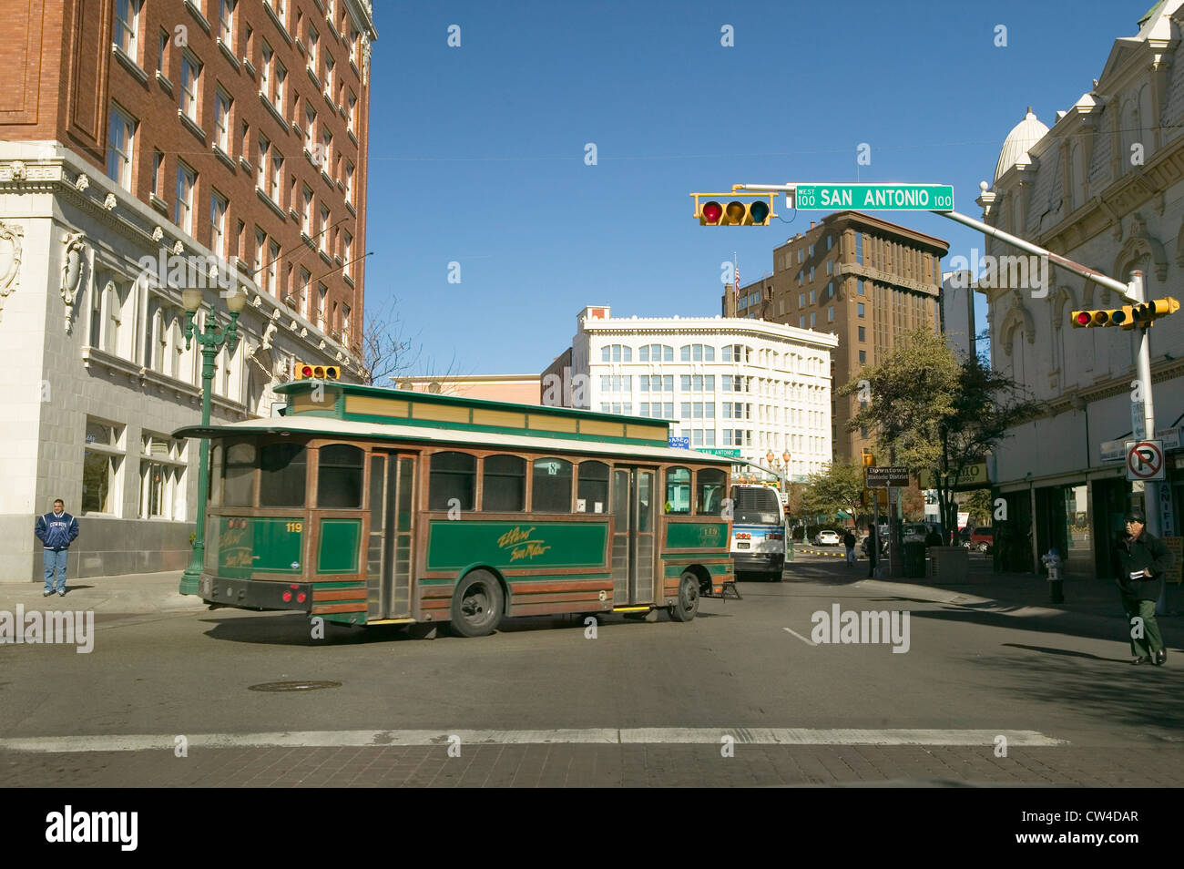 Navette de bus au centre-ville de El Paso au Texas à San Antonio, dans le quartier historique de la Plaza Banque D'Images