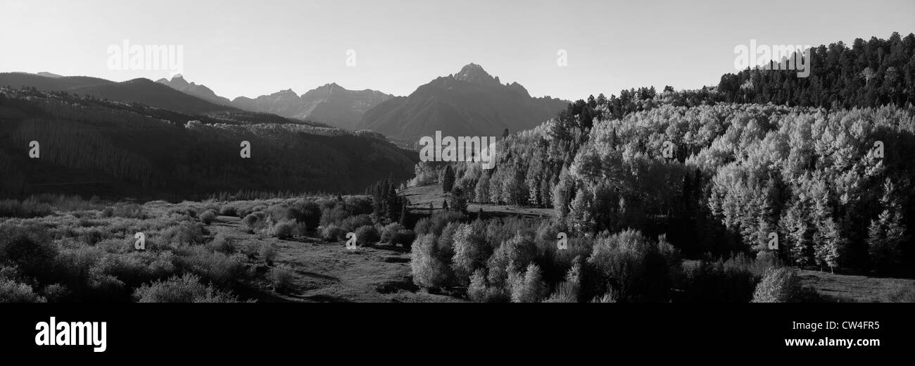 Last Dollar Road dans le Montagnes de San Juan, au Colorado Banque D'Images
