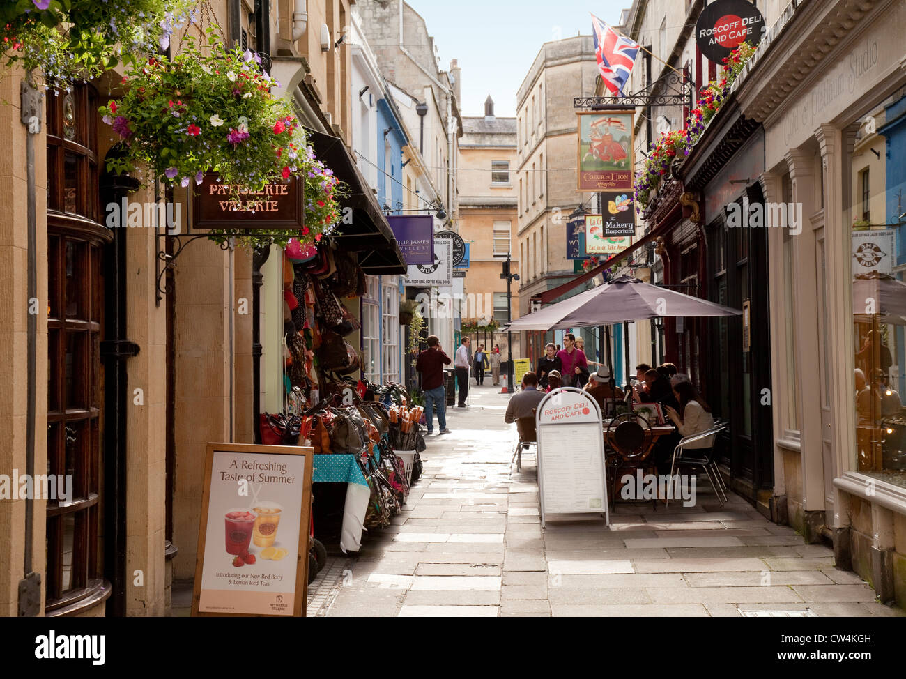 Scène des rues étroites dans le centre-ville, lieu de Northumberland, baignoire spa, Somerset UK Banque D'Images