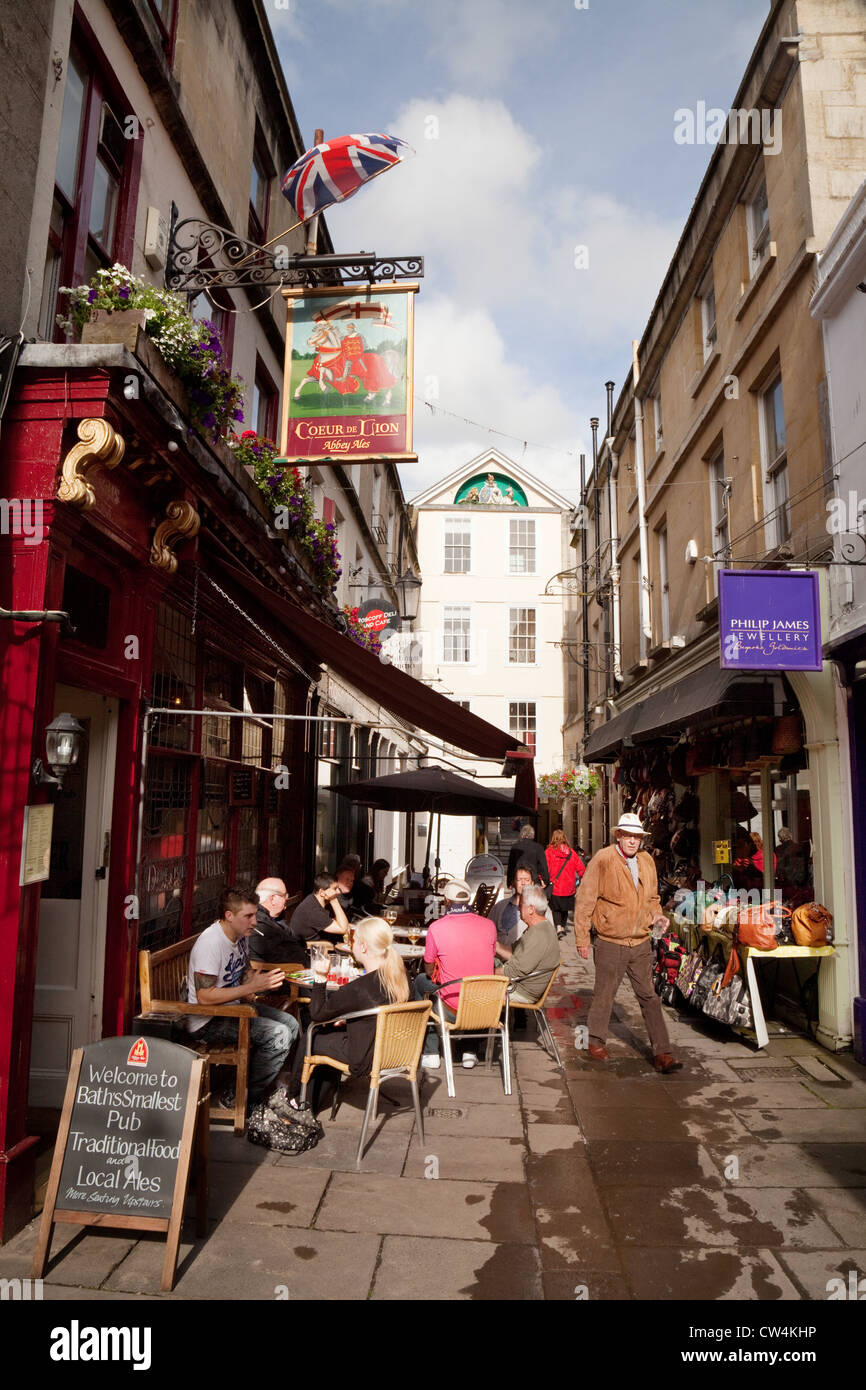 Le Coeur de Lion Pub, pub dans la plus petite baignoire, baignoire, Northumberland, Somerset UK Banque D'Images