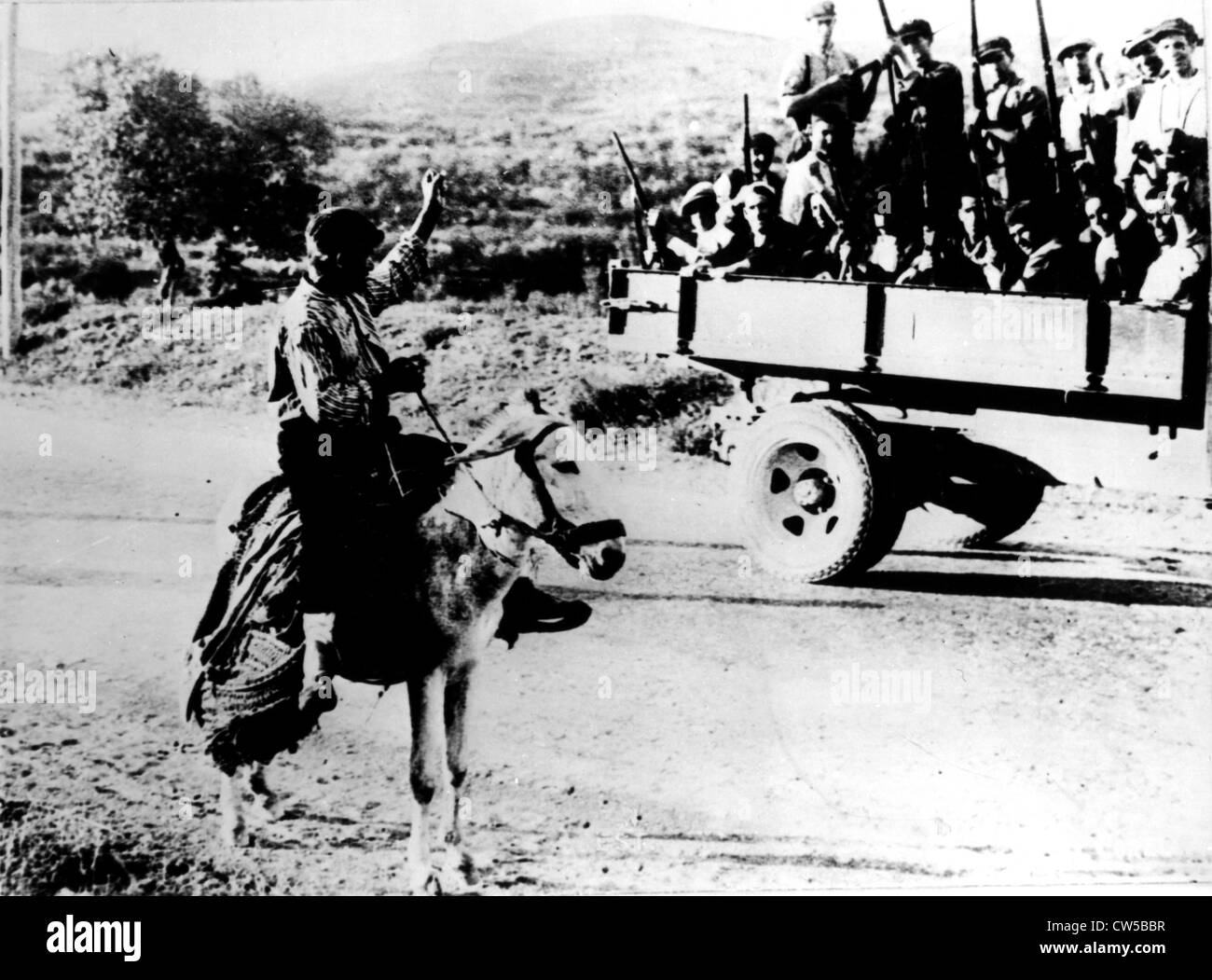 Guerre civile espagnole, les paysans venus Republican sur leur chemin à l'avant (Sierra de Guadarrama) Banque D'Images