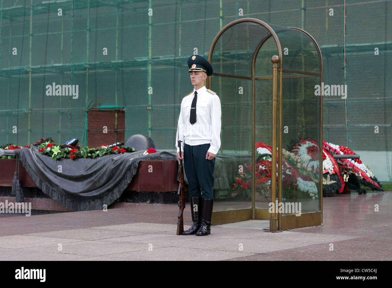 Garde d'honneur de Moscou sur la tombe du soldat inconnu Banque D'Images