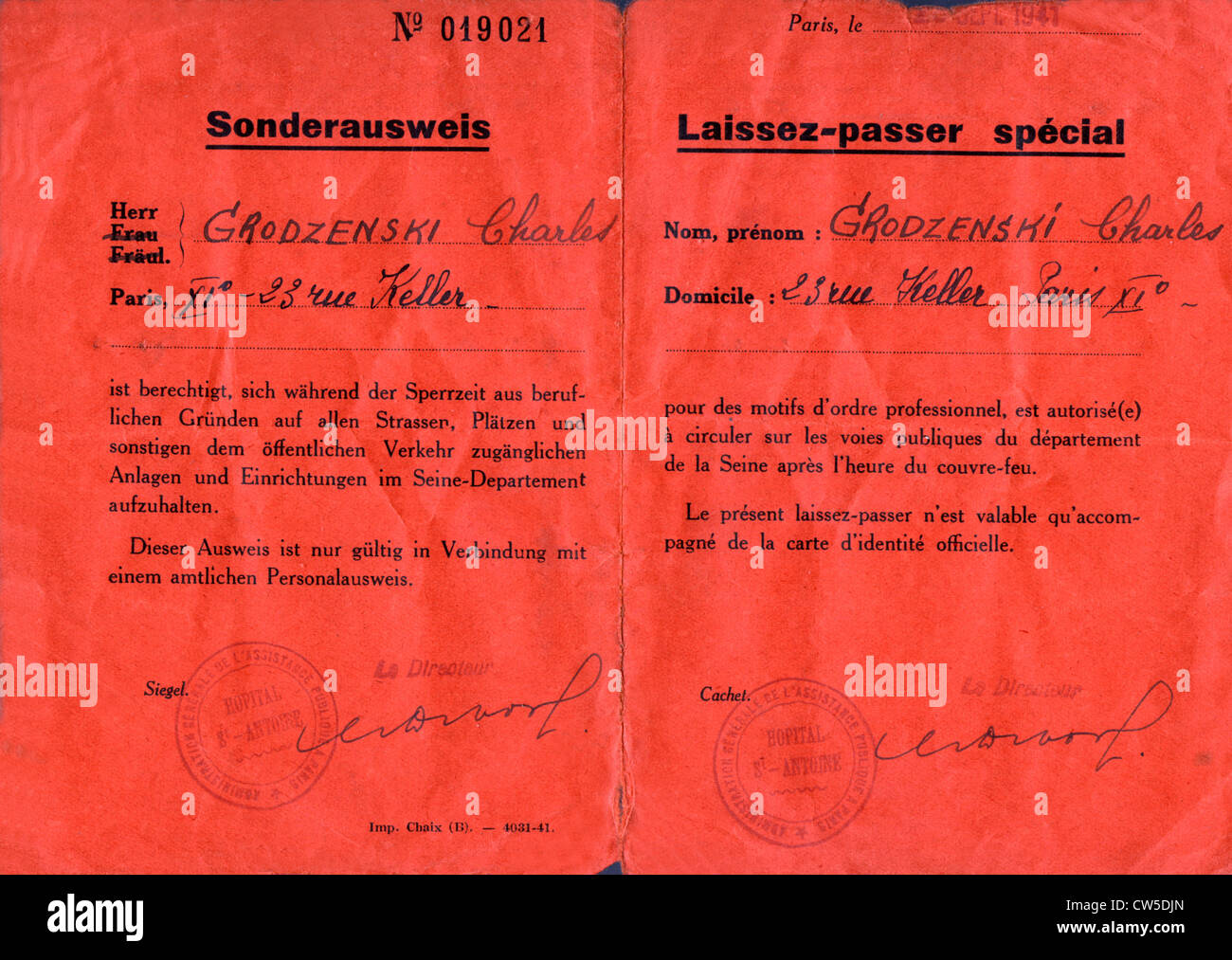 Paris. Passer en allemand et en français Banque D'Images