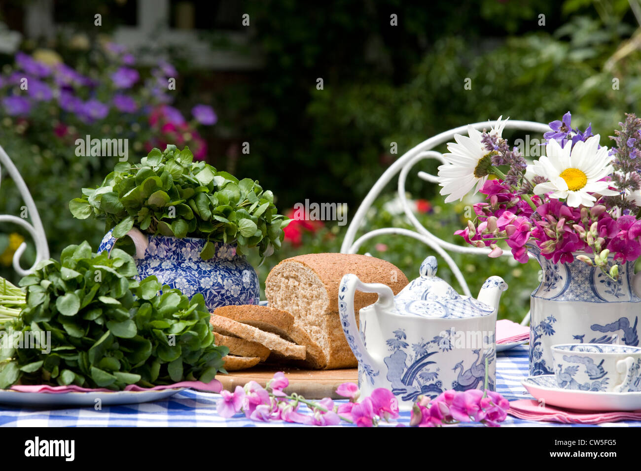 Hampshire : thé anglais traditionnel avec le cresson Banque D'Images