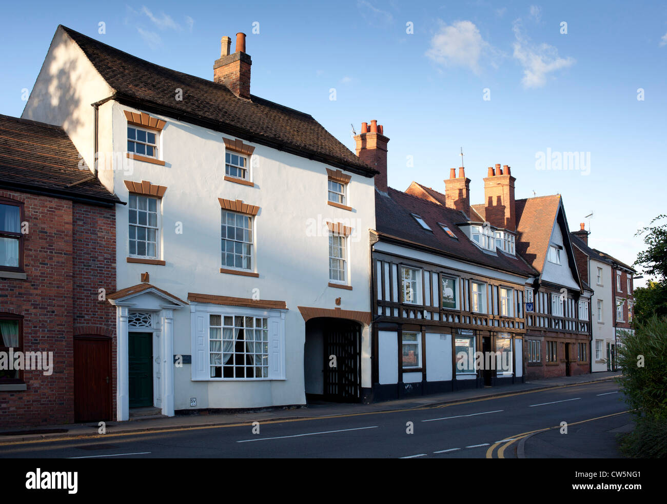 Long Street, Atherstone, regard vers le White Hart House Centre. Banque D'Images