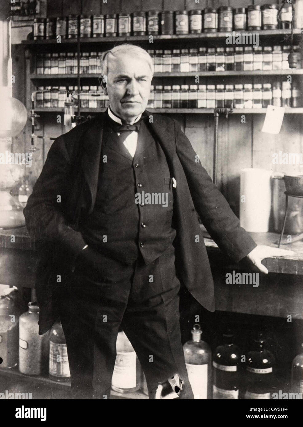 Thomas Alva Edison dans son laboratoire Banque D'Images