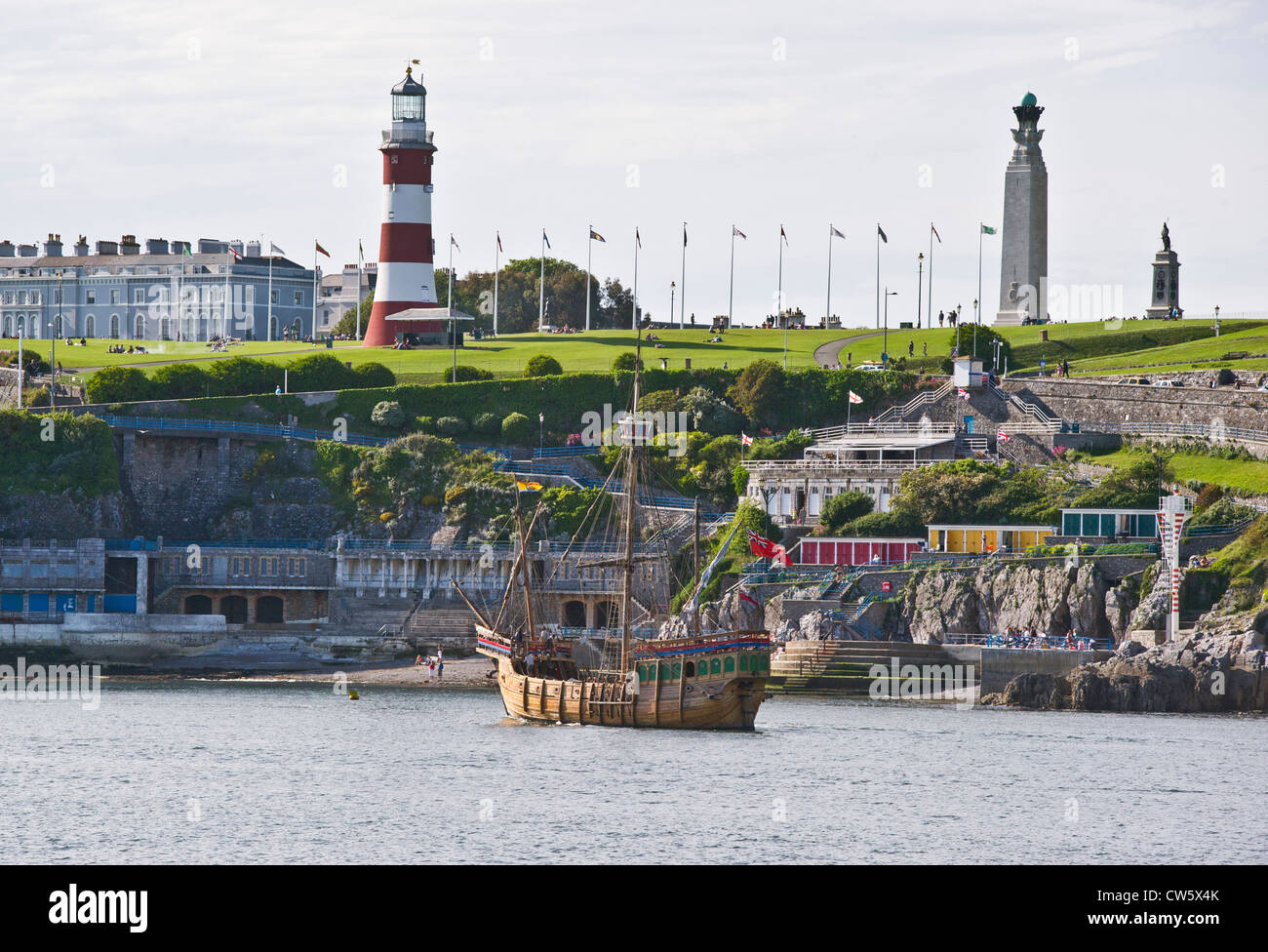 Le Matthew, une réplique d'une caravelle du 15ème siècle, ancré au large de Plymouth Hoe, Devon, UK Banque D'Images