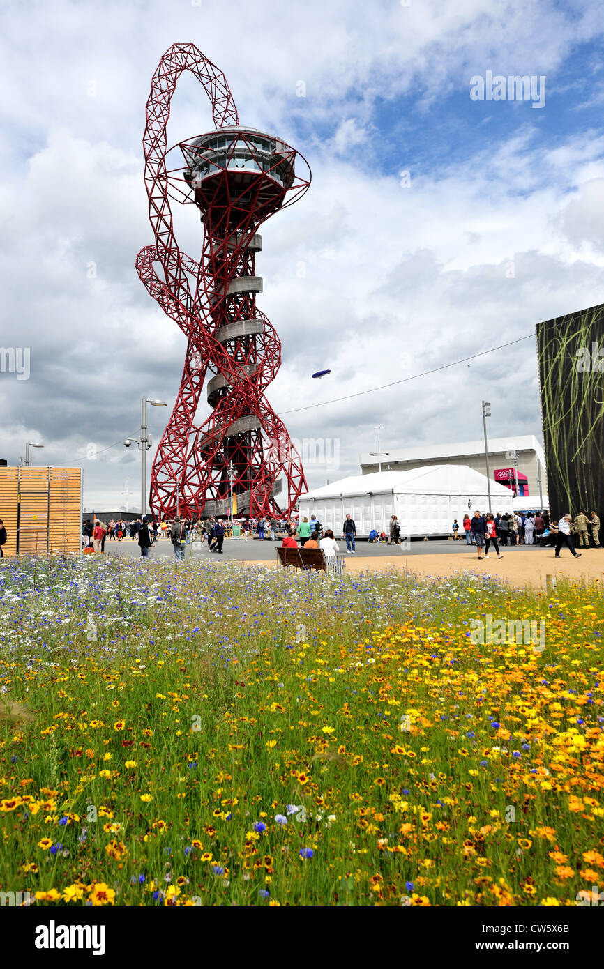 Village olympique et stade lors des Jeux Olympiques de 2012 à Londres Banque D'Images