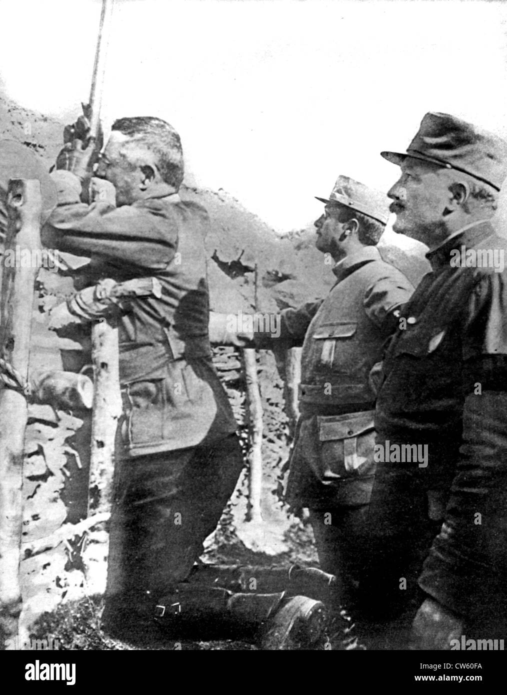 La Première Guerre mondiale, 69110 SAINTE FOY LES LYON Général visite des tranchées Banque D'Images