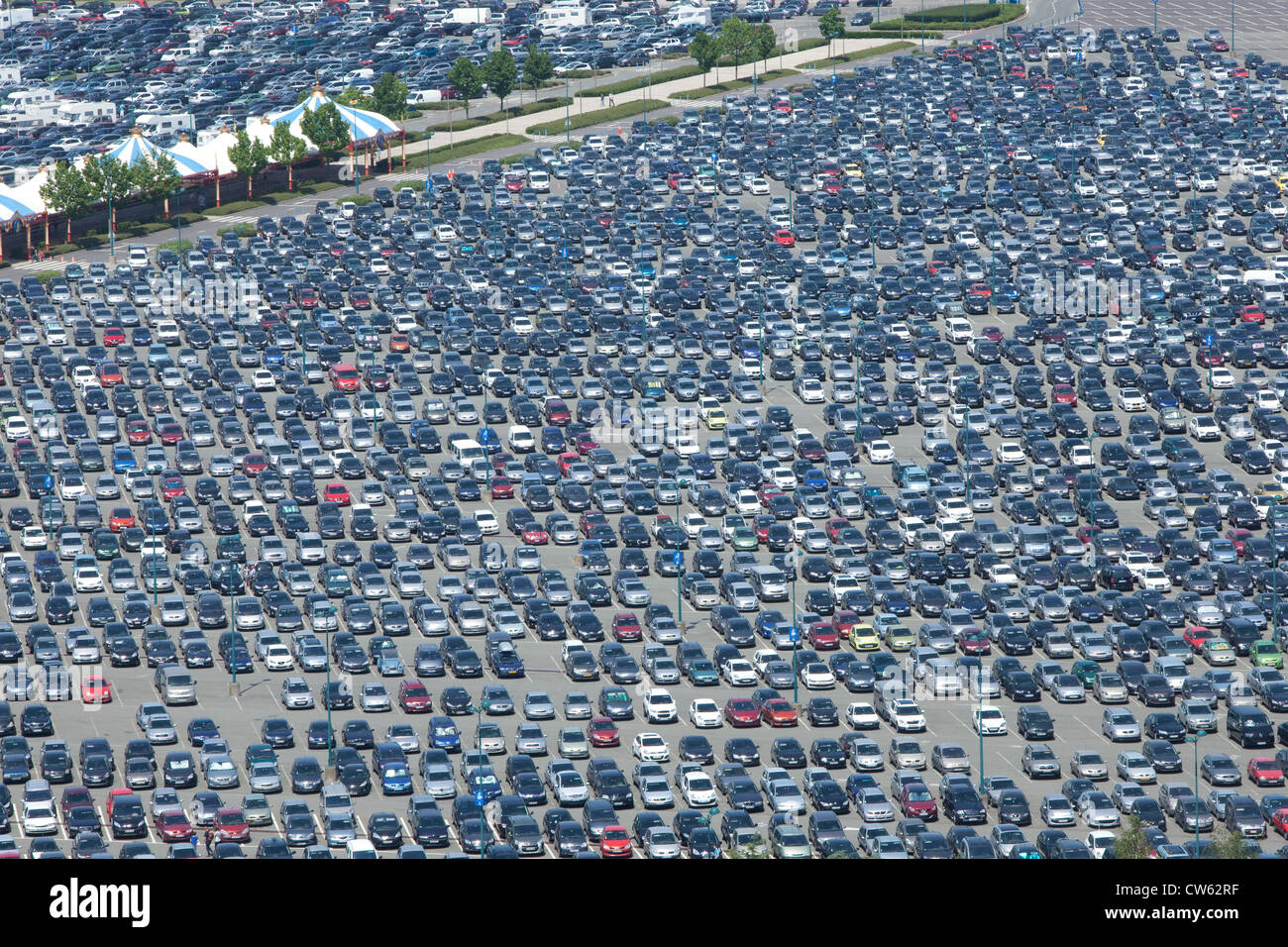 Parking voiture à Disneyland, Paris Photo Stock Alamy