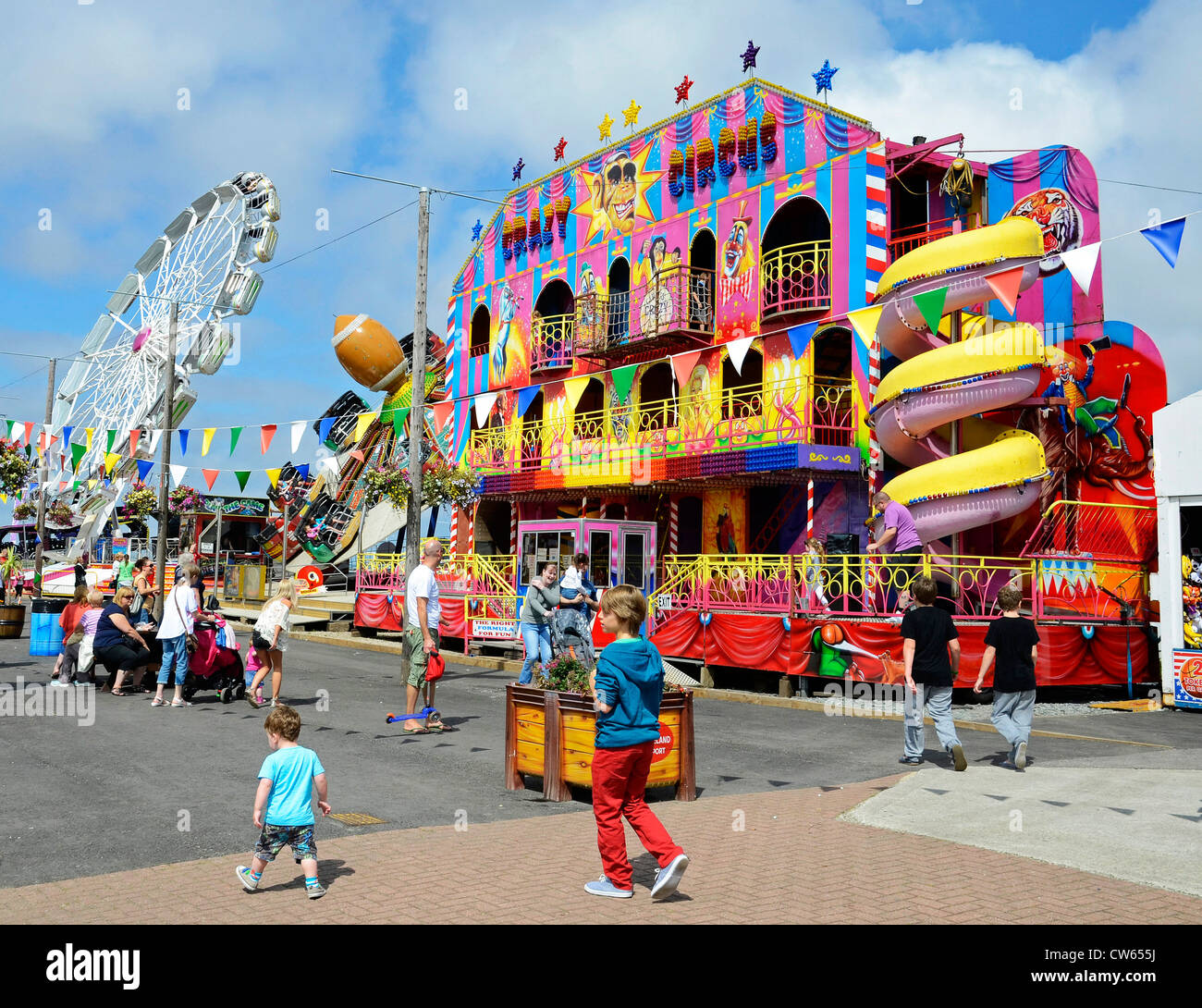 Une journée ensoleillée à ' ' parc d'Attractions Pleasureland Southport, dans le Lancashire, Angleterre, RU Banque D'Images