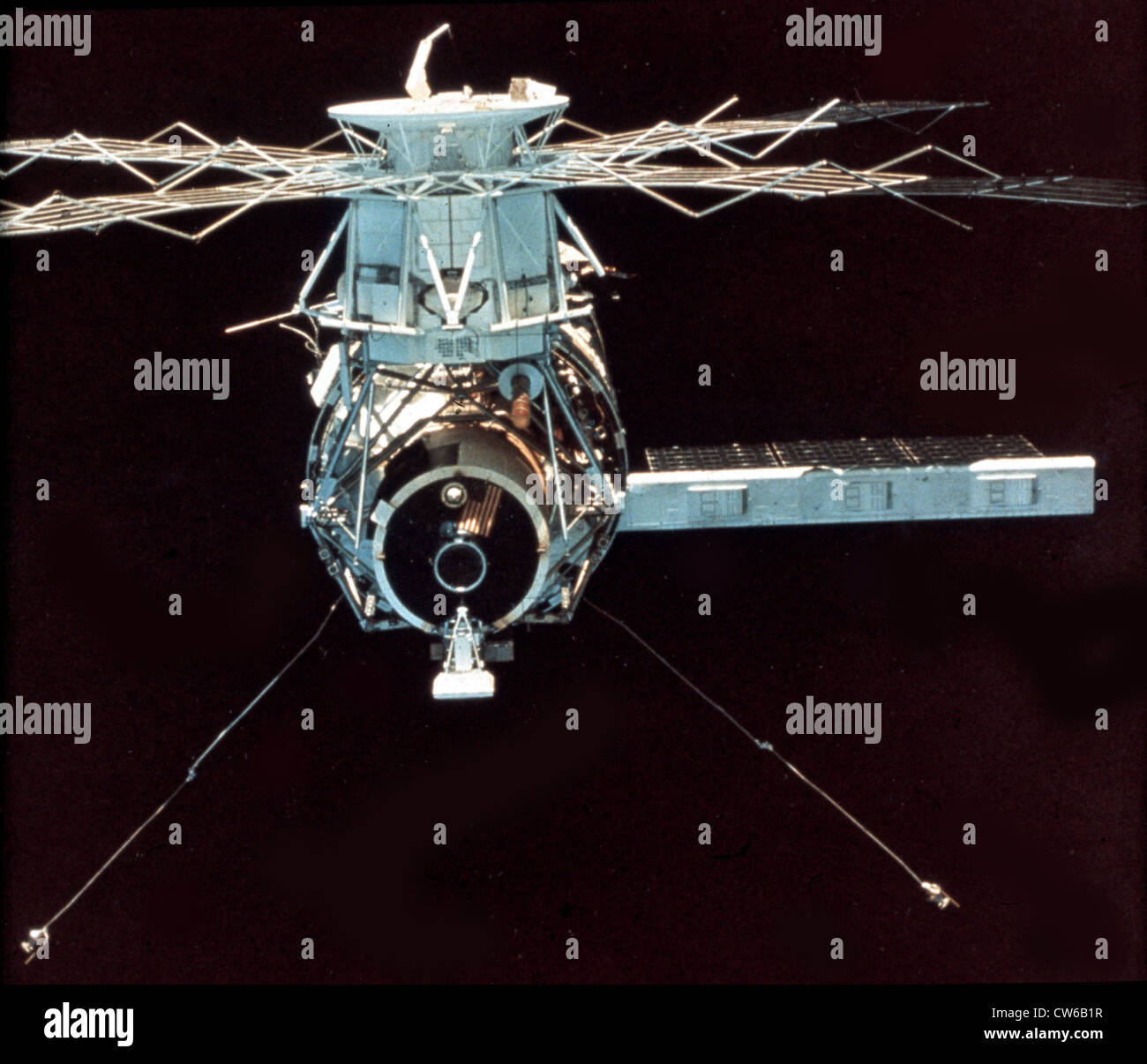 La station spatiale Skylab en orbite terrestre de C.S.M (12 février 1974) Banque D'Images