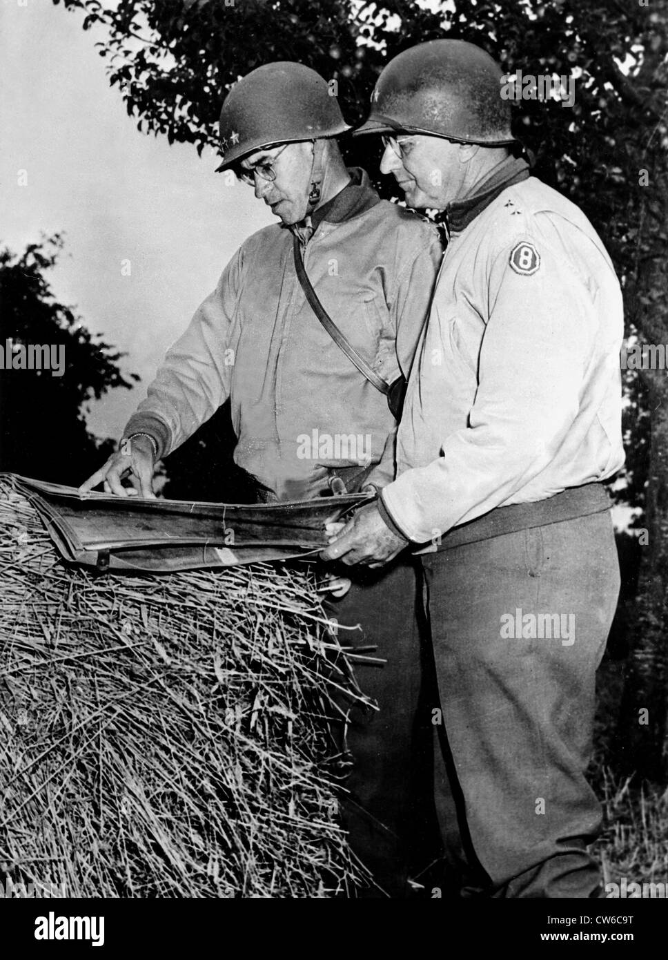 Les généraux américains en France (été 1944) Banque D'Images