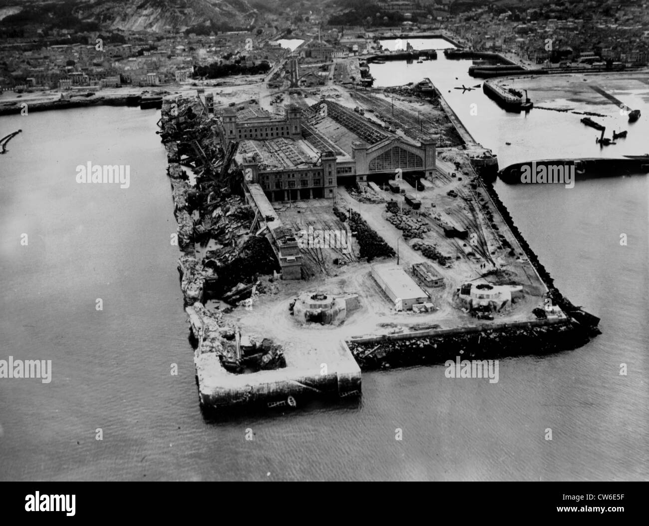 La gare ferroviaire allemand dynamité à Cherbourg, le 27 juin, 1944 Banque D'Images