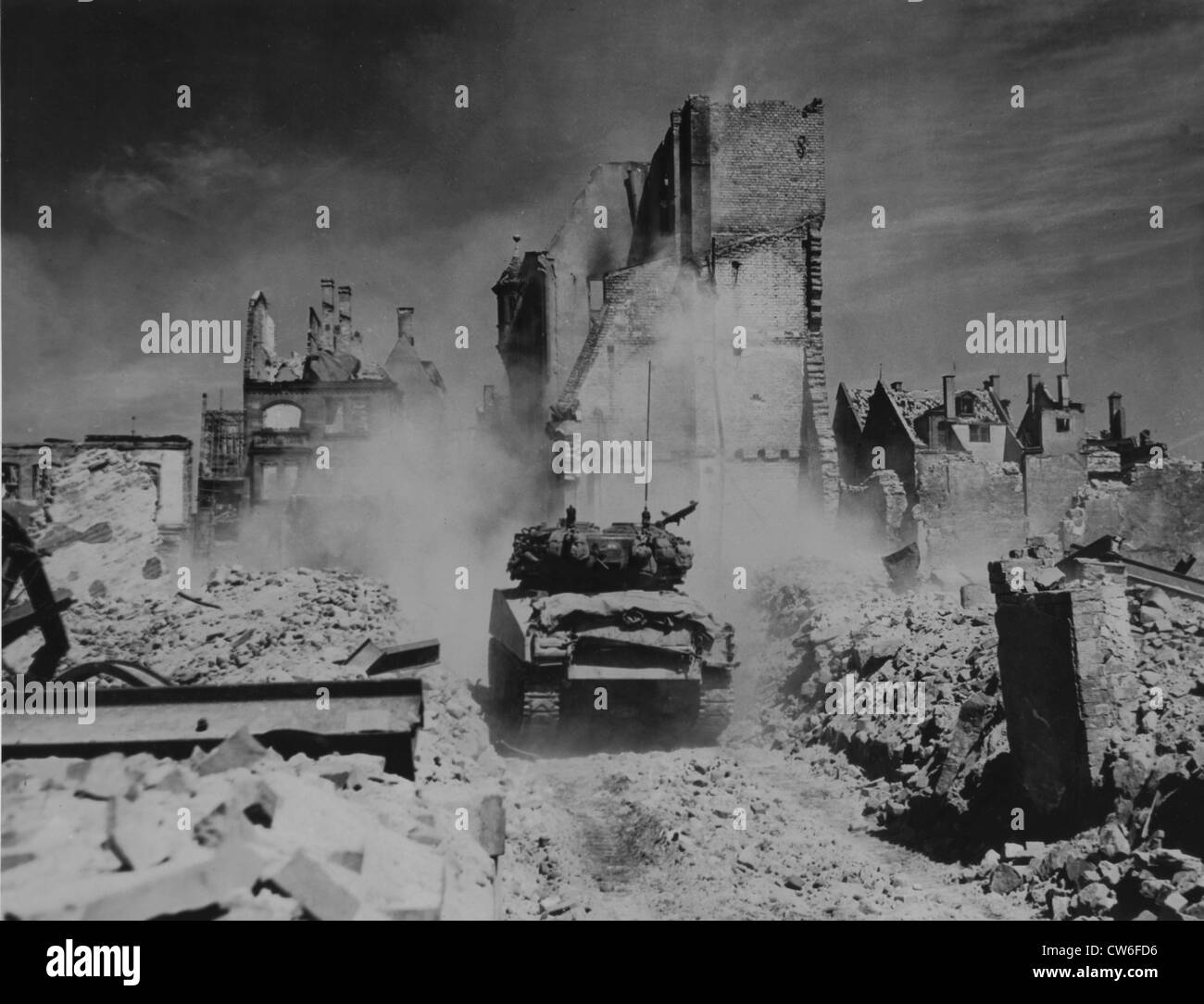 Scène de bataille à Nuremberg (Allemagne), le 20 avril 1945 Banque D'Images
