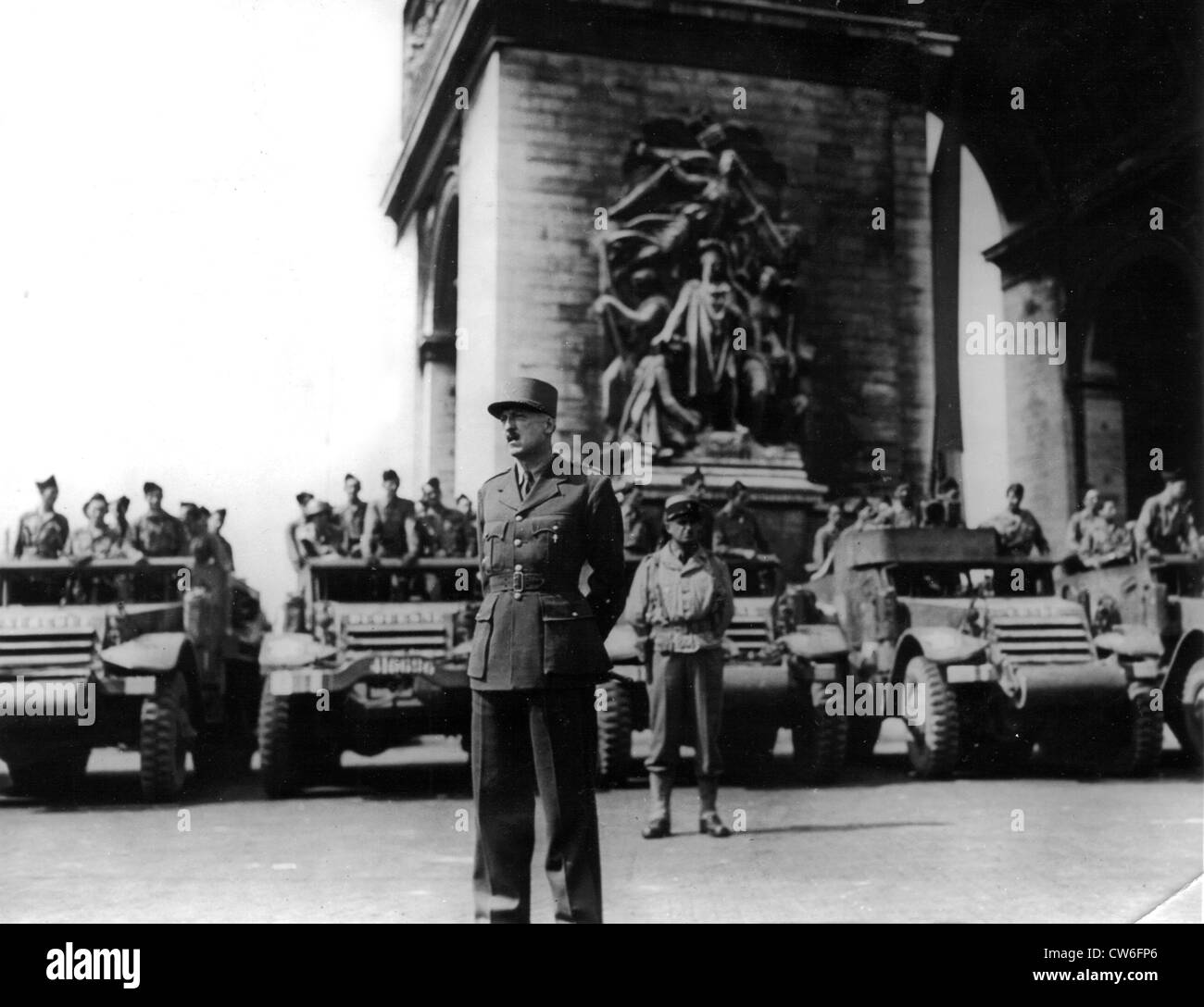 Le général Koenig, à Paris, le 25 août 1944 Banque D'Images