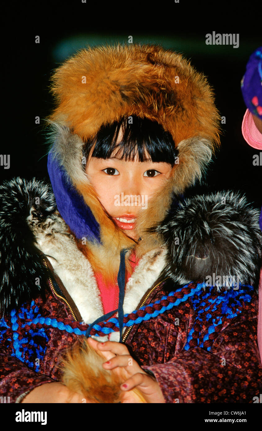 Fille inuit de Nuiqsut, Alaska, USA Banque D'Images