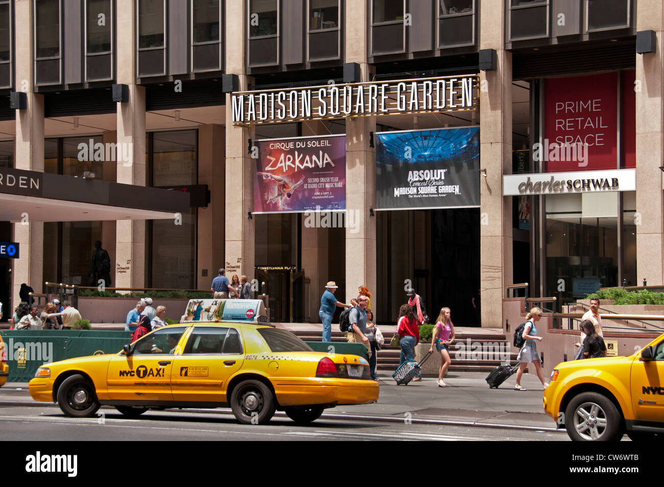 L'entrée de la gare Pennsylvania Station et Madison Square Garden à New York Banque D'Images